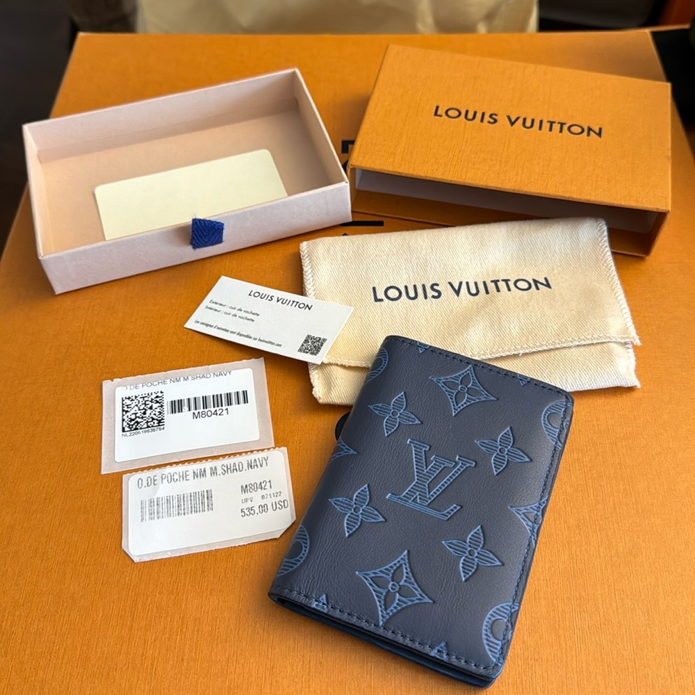 Louis Vuitton cards holder